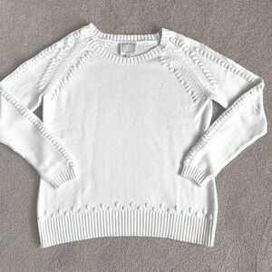 Women’s Cream Pullover Sweater